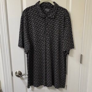 UNTUCKit Black and White Casual Button Down Shirt